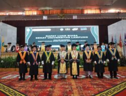 Unila Resmi Miliki 126 Guru Besar