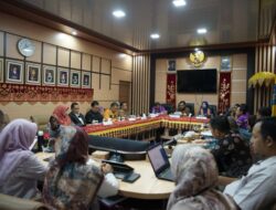 Prodi S-2 Pendidikan IPS FKIP Terima Asesmen Lapangan dari LAMDIK